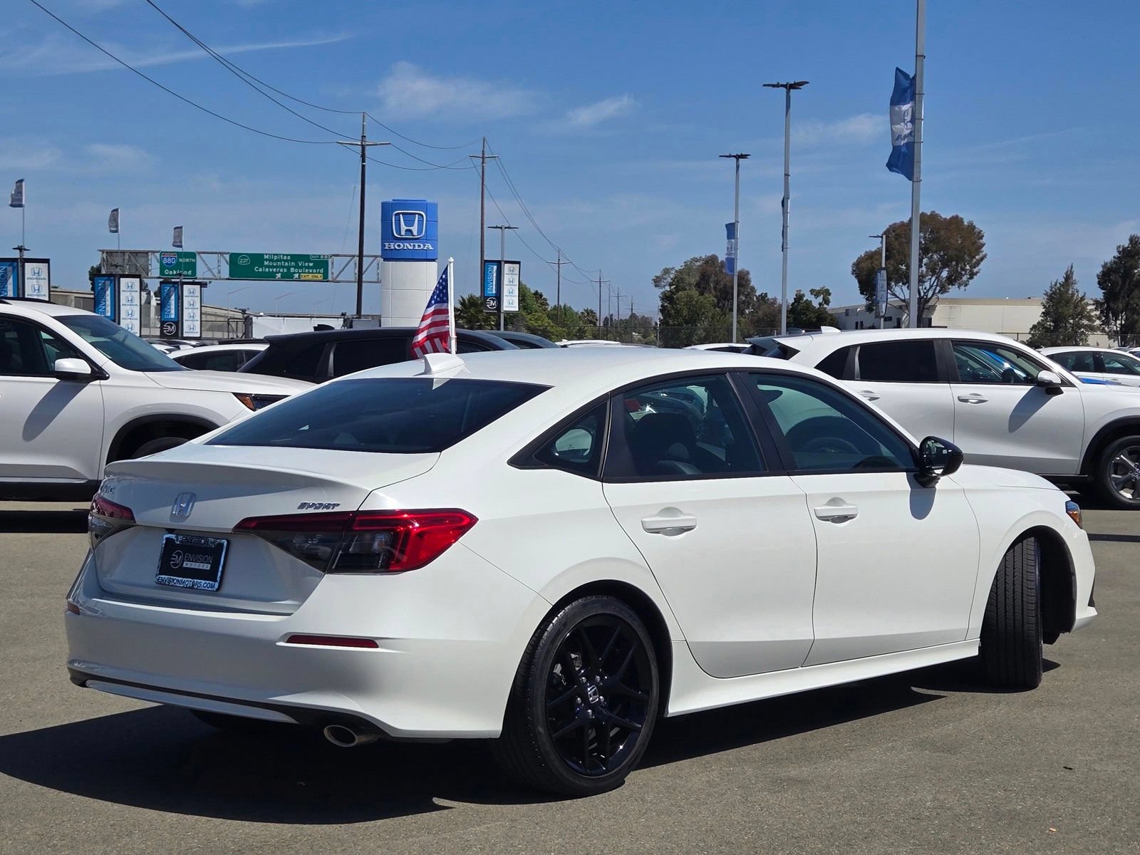 Used 2023 Honda Civic Sport image 7