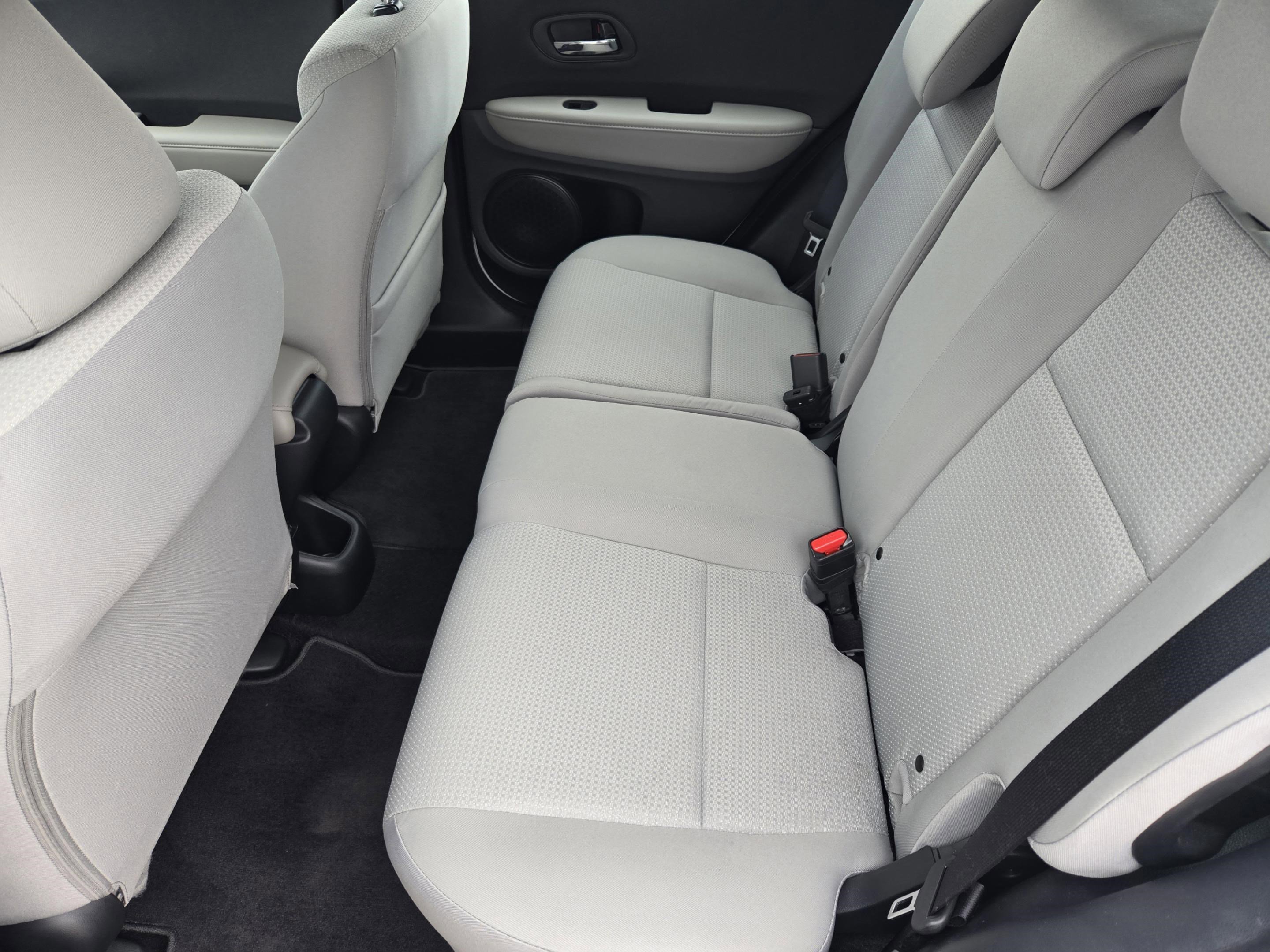 Used 2021 Honda HR-V LX image 24