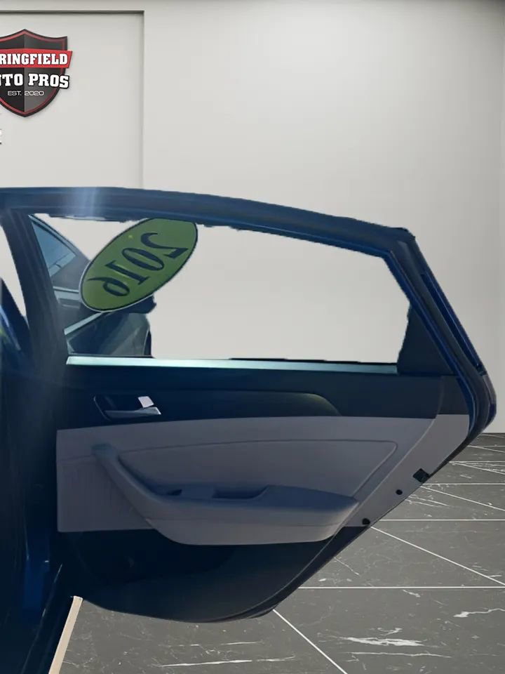 Used 2016 Hyundai Sonata Sport w/ Option Group 02 image 13