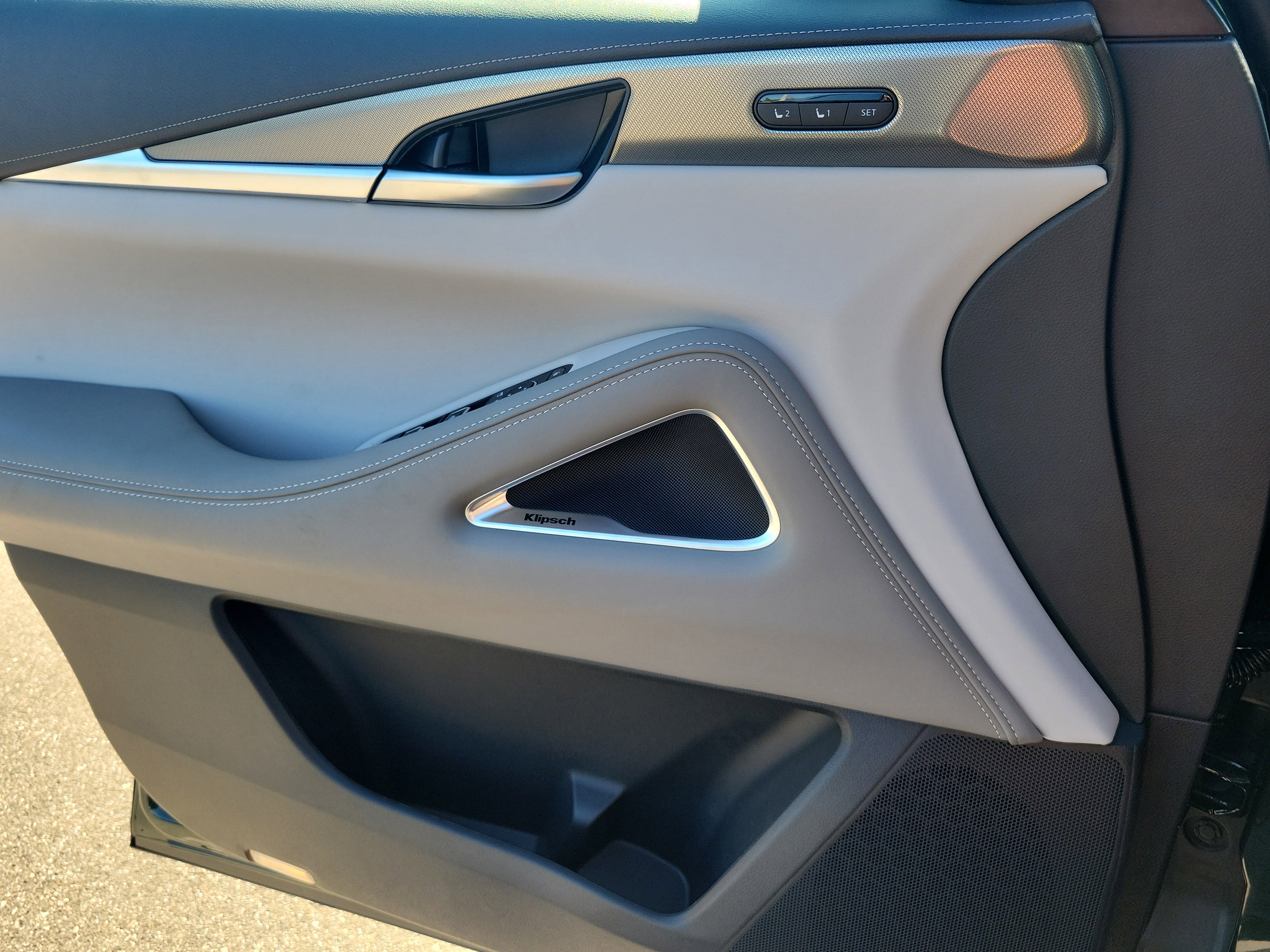 New 2026 INFINITI QX60 Luxe w/ Family Package image 22