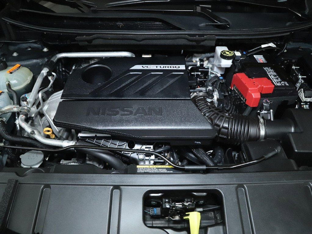 Certified 2025 Nissan Rogue SV image 35