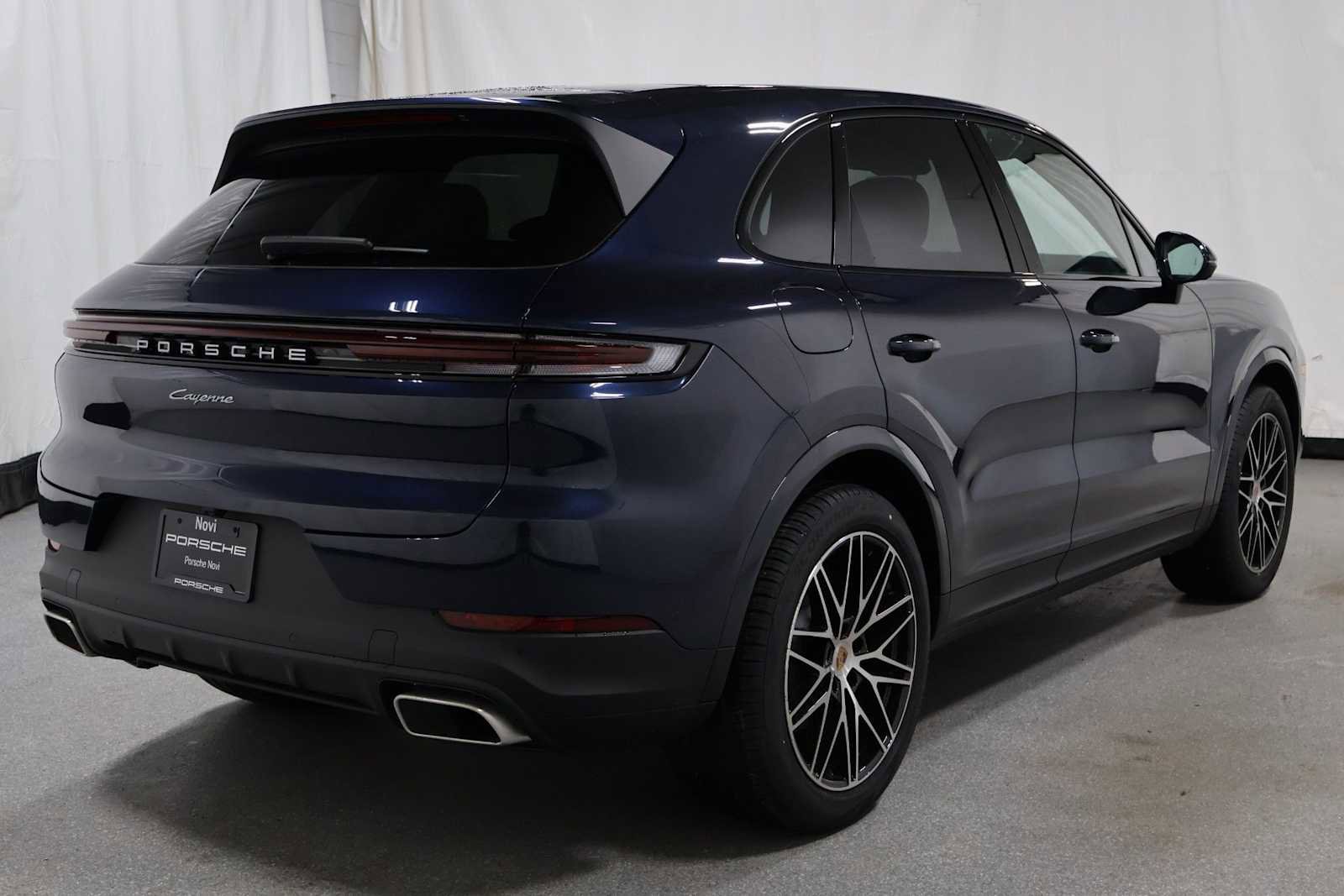 New 2026 Porsche Cayenne AWD/4WD image 9