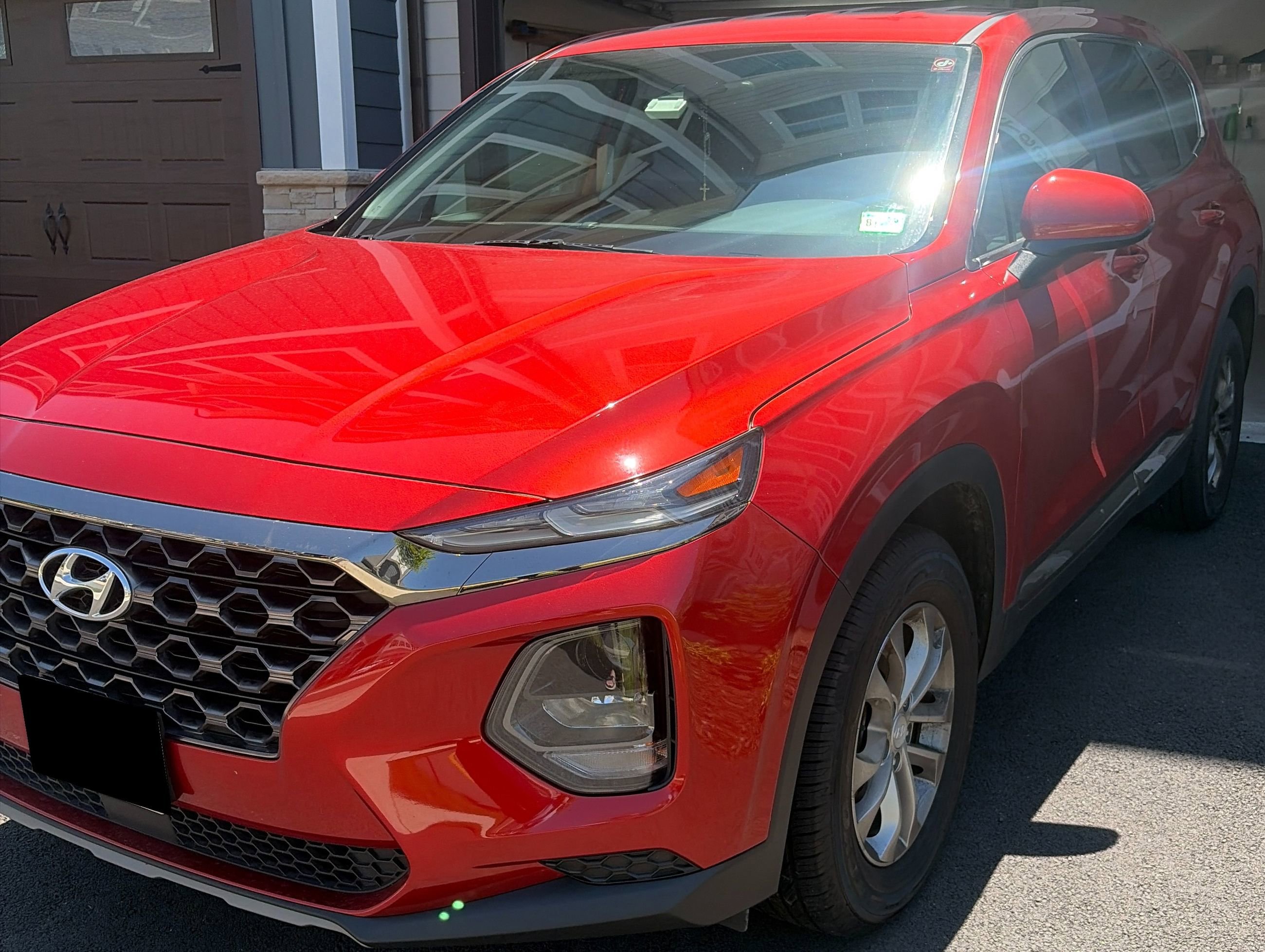 Used 2019 Hyundai Santa Fe SE AWD/4WD image 1