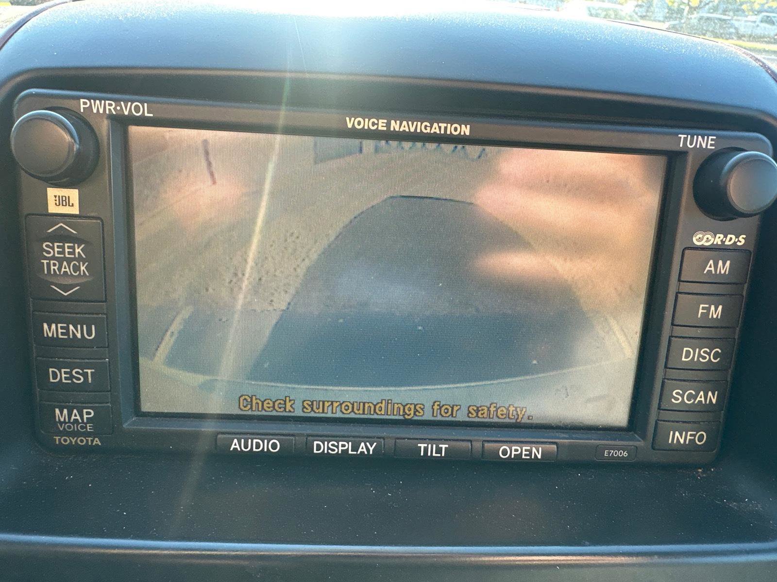 Used 2005 Toyota Sienna XLE Limited image 19