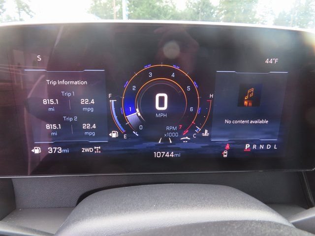 Used 2025 Chevrolet Traverse LT w/ Sun and Wheel Package AWD/4WD image 18
