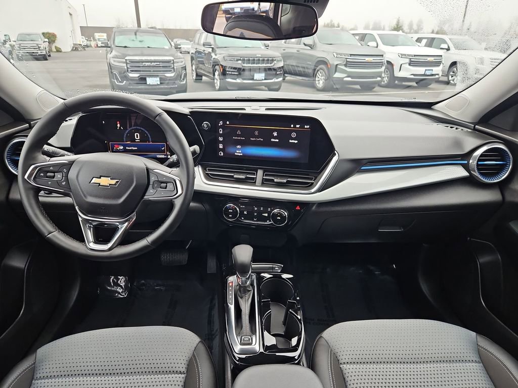Certified 2025 Chevrolet Trax LT w/ LT Convenience Package image 22