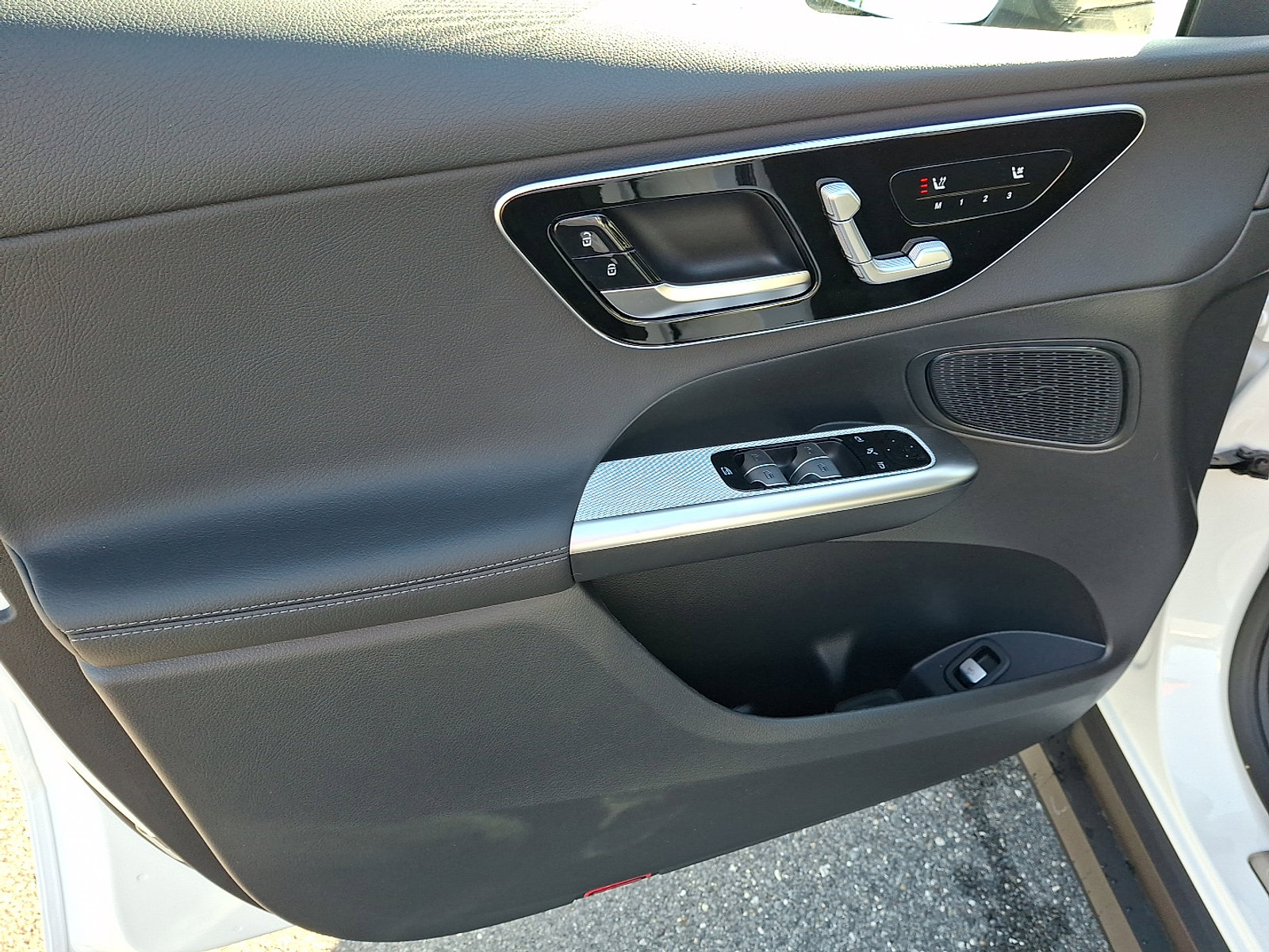 Used 2026 Mercedes-Benz GLC 300 4MATIC image 7