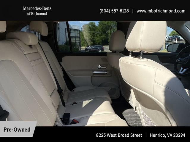 Used 2022 Mercedes-Benz EQB 300 4MATIC image 16