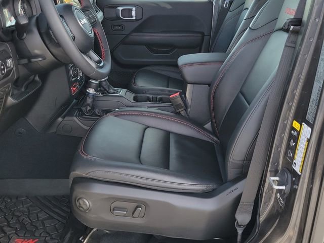 Used 2025 Jeep Gladiator Rubicon AWD/4WD image 6