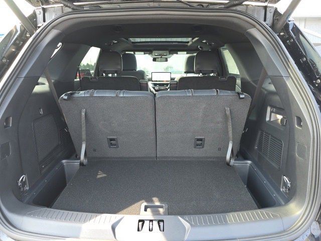 New 2025 Ford Explorer ST-Line w/ Premium Package image 24