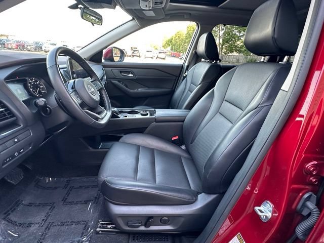 Certified 2023 Nissan Rogue SV w/ SV Premium B Package AWD/4WD image 24