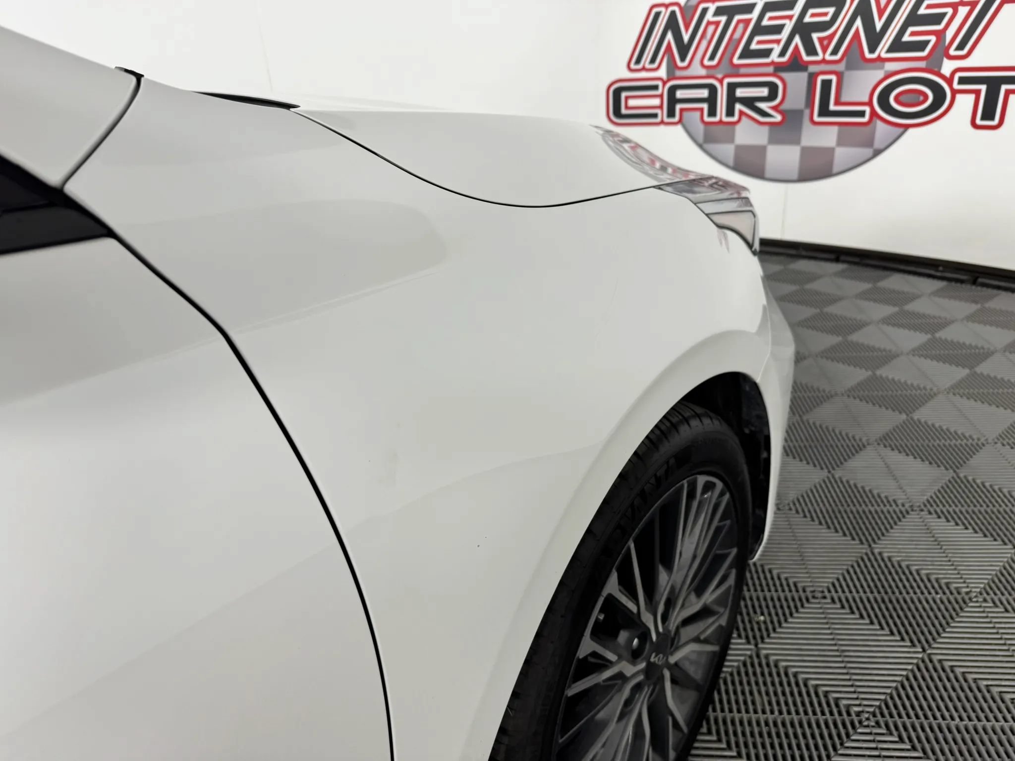 Used 2023 Kia Forte GT-Line w/ GT-Line Premium Package FWD image 32