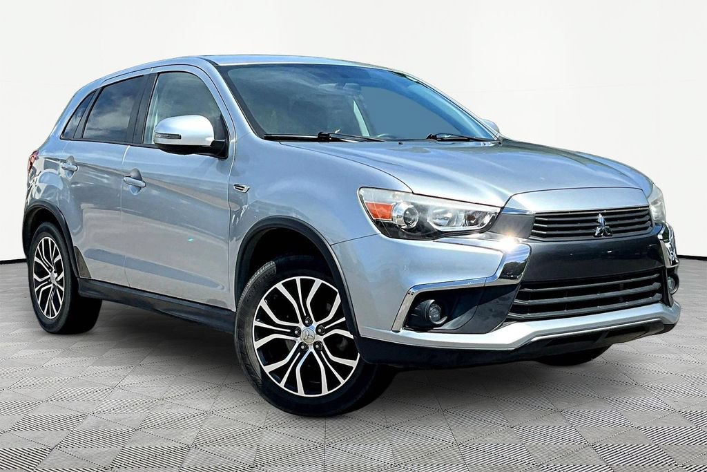 Used 2016 Mitsubishi Outlander Sport ES FWD image 3
