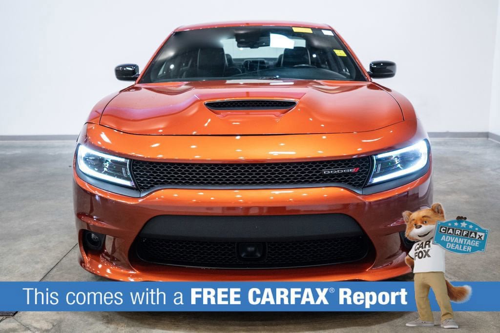 Used 2023 Dodge Charger R/T w/ Plus Group RWD image 2