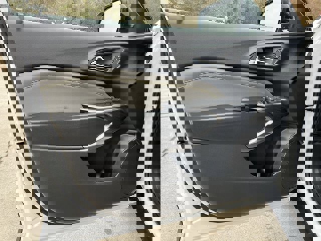 New 2026 Chevrolet Trax ACTIV w/ Driver Confidence Package image 23