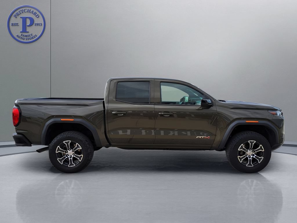 Used 2023 GMC Canyon AT4 w/ AT4 Premium Package AWD/4WD image 8