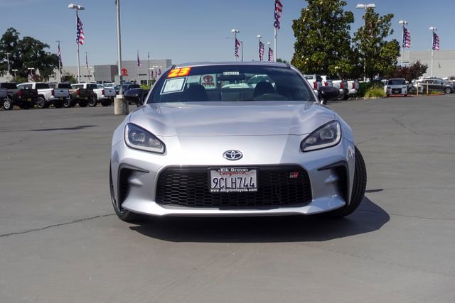 Used 2023 Toyota GR86 Premium w/ ALL Weather Mat Package (TMS) RWD image 3