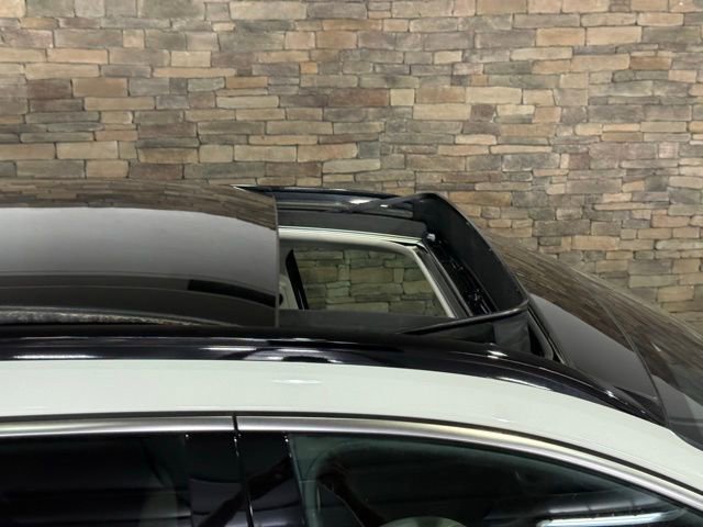 Used 2023 Hyundai Tucson Limited image 2