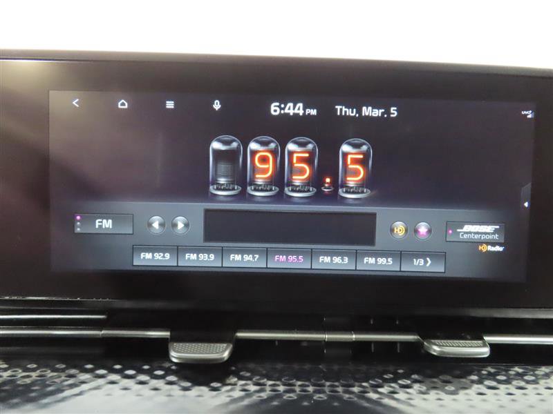 Used 2022 Kia Carnival SX Prestige image 24