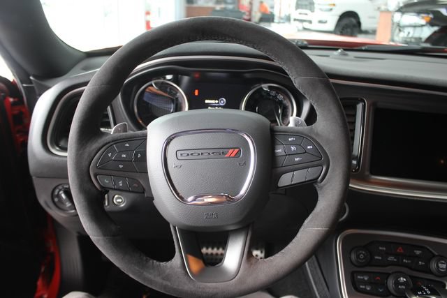 Used 2022 Dodge Challenger R/T Scat Pack w/ Driver Convenience Group RWD image 6