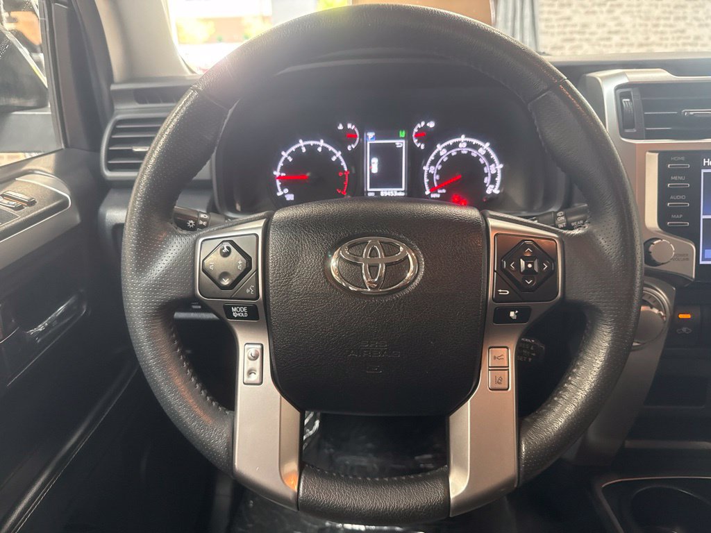 Used 2021 Toyota 4Runner SR5 AWD/4WD image 18