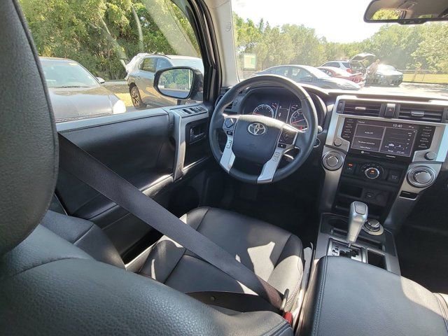 Used 2022 Toyota 4Runner TRD Sport w/ Technology Package AWD/4WD image 7