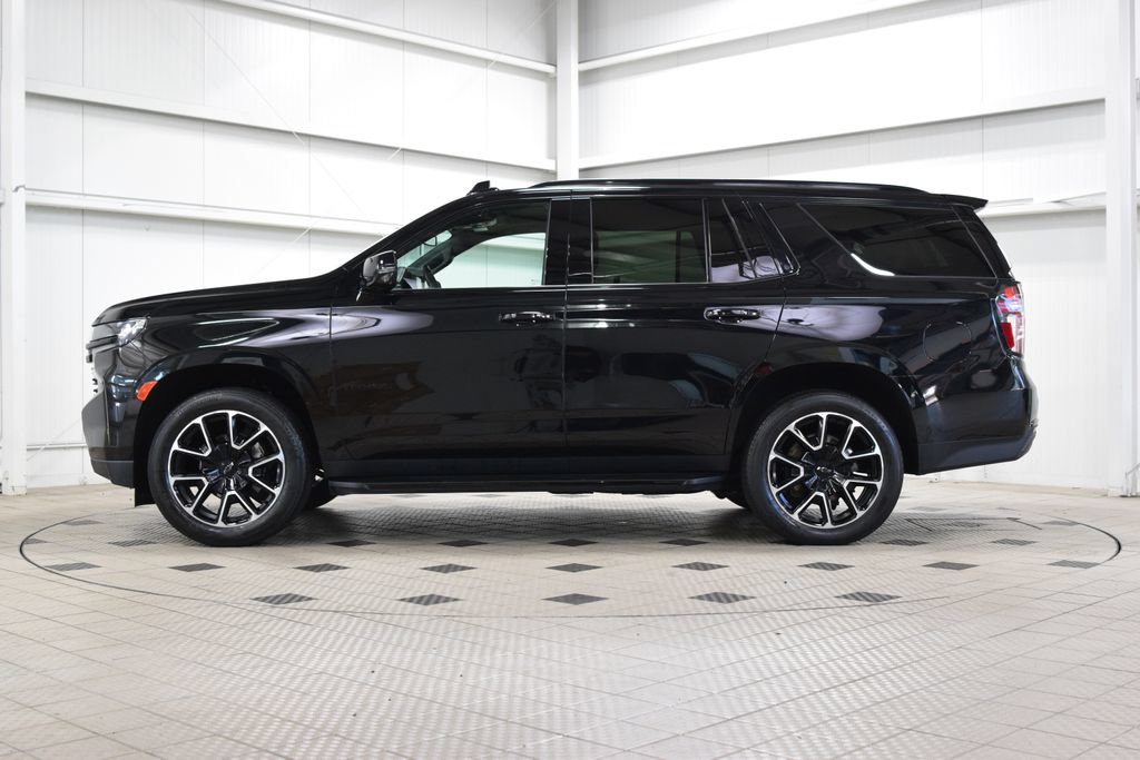 Used 2024 Chevrolet Tahoe RST w/ Luxury Package AWD/4WD image 4