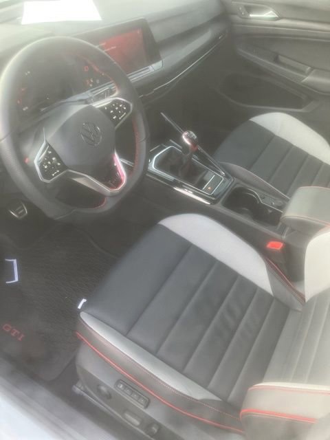 Used 2024 Volkswagen GTI SE FWD image 11