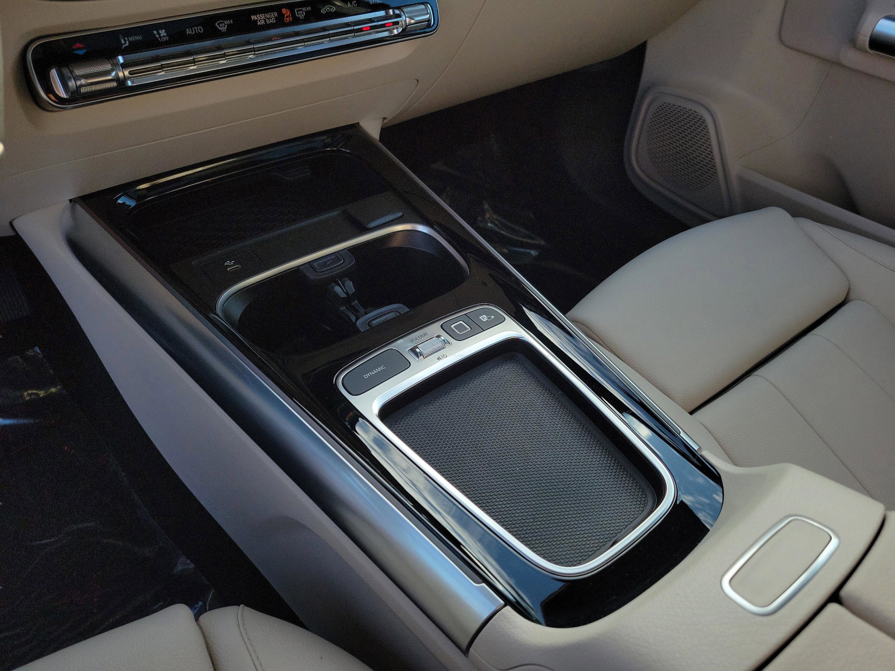 Certified 2025 Mercedes-Benz GLA 250 image 21