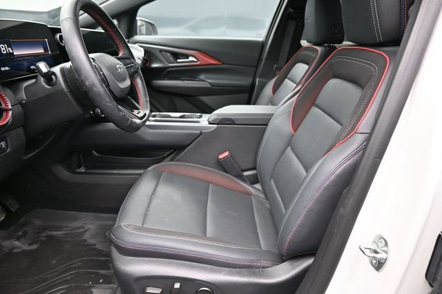 Used 2024 Chevrolet Equinox EV RS w/ LPO, Trailering Package FWD image 11
