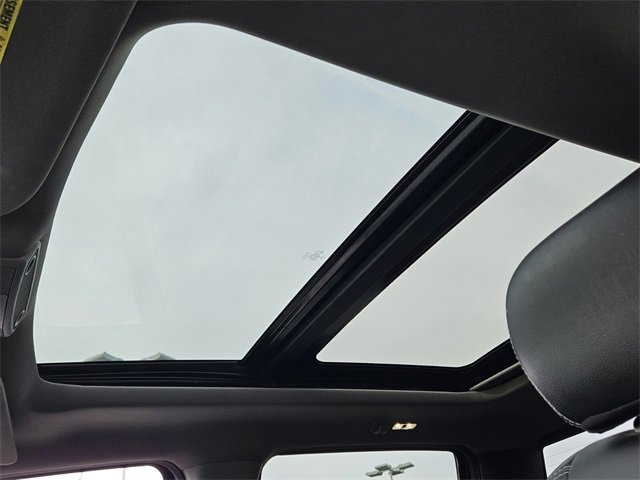 Used 2021 Ford F350 Lariat w/ Lariat Ultimate Package image 17