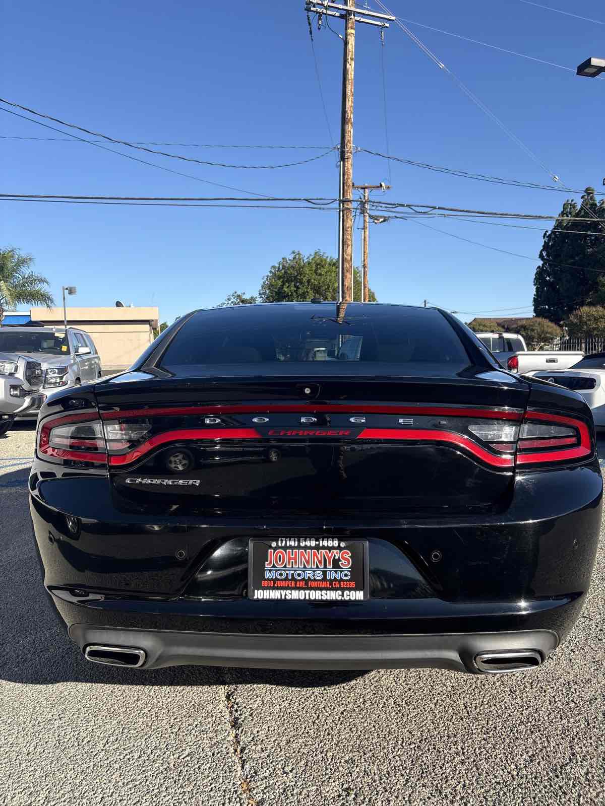 Used 2019 Dodge Charger SXT image 4