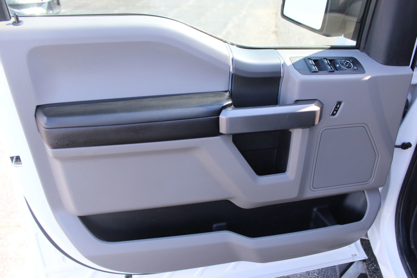 Used 2019 Ford F150 XLT w/ Equipment Group 302A Luxury image 23