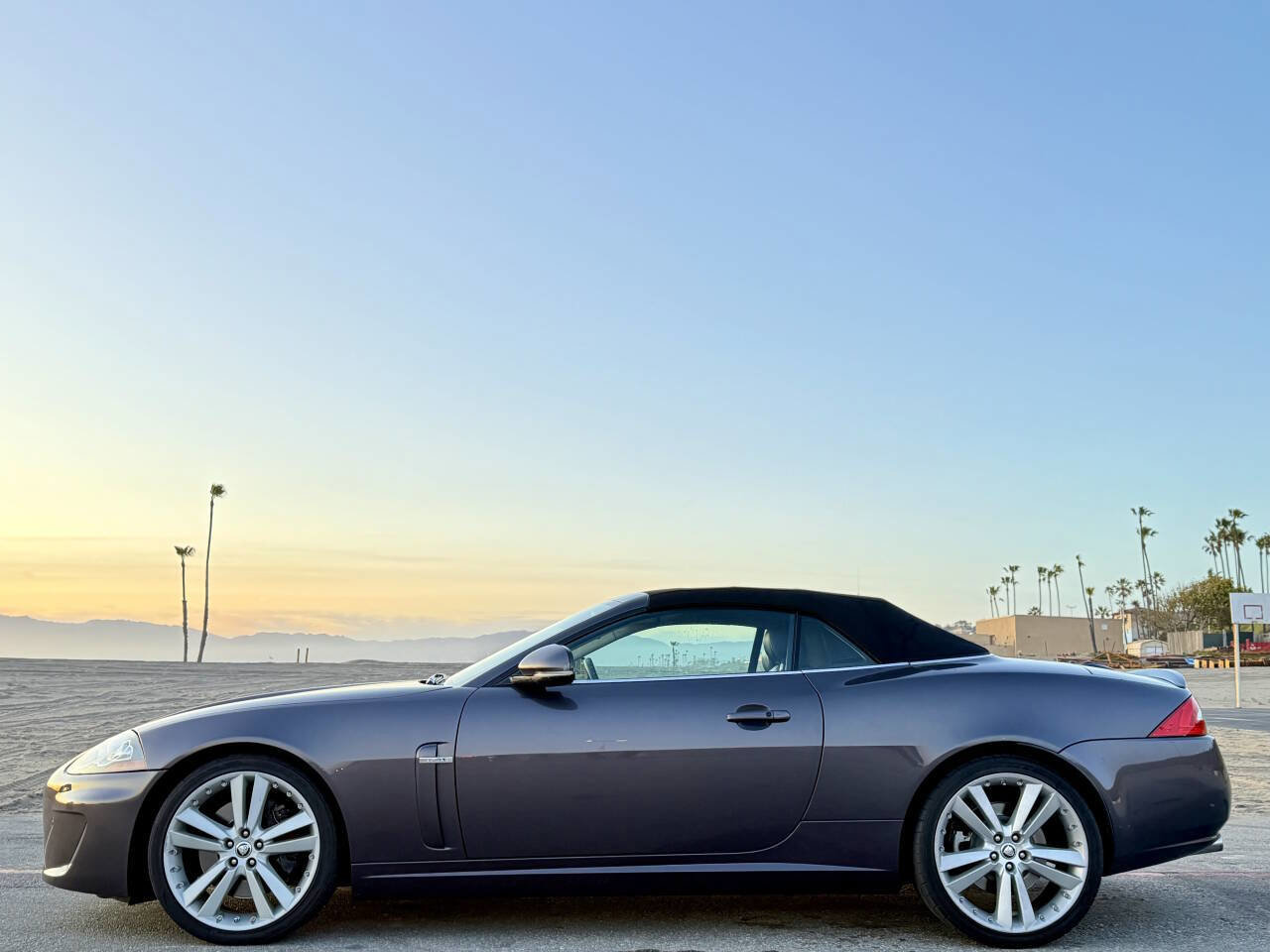 Used 2010 Jaguar XK Convertible image 7