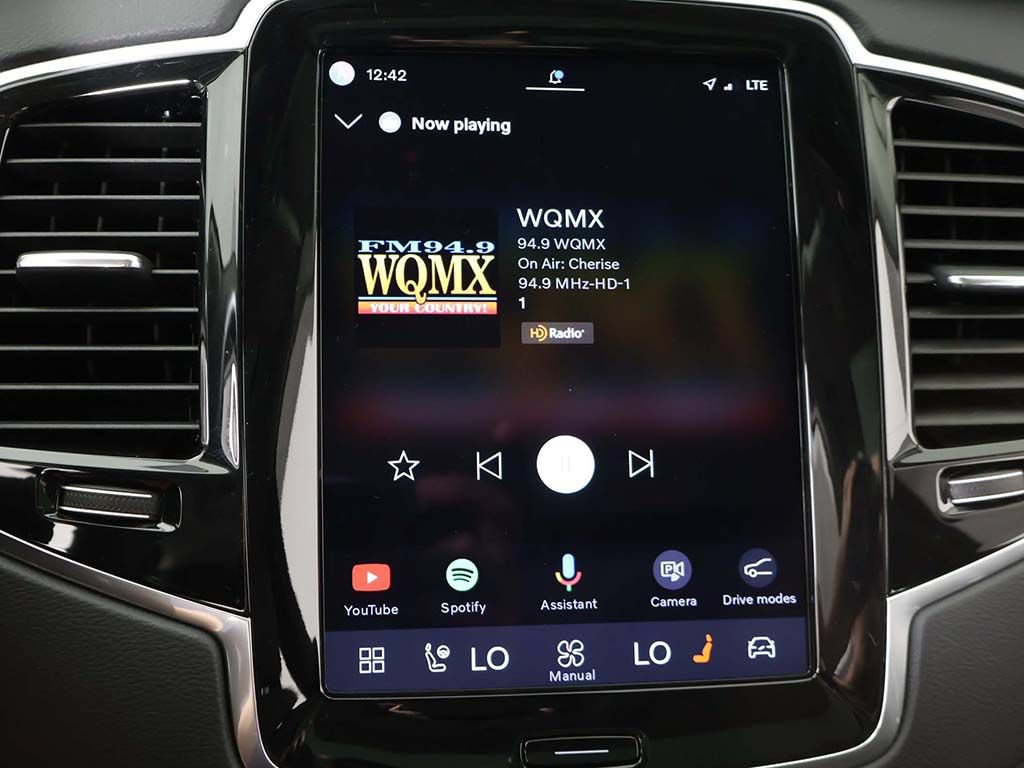 Used 2023 Volvo XC90 T8 Ultimate w/ Protection Package Premier AWD/4WD image 56