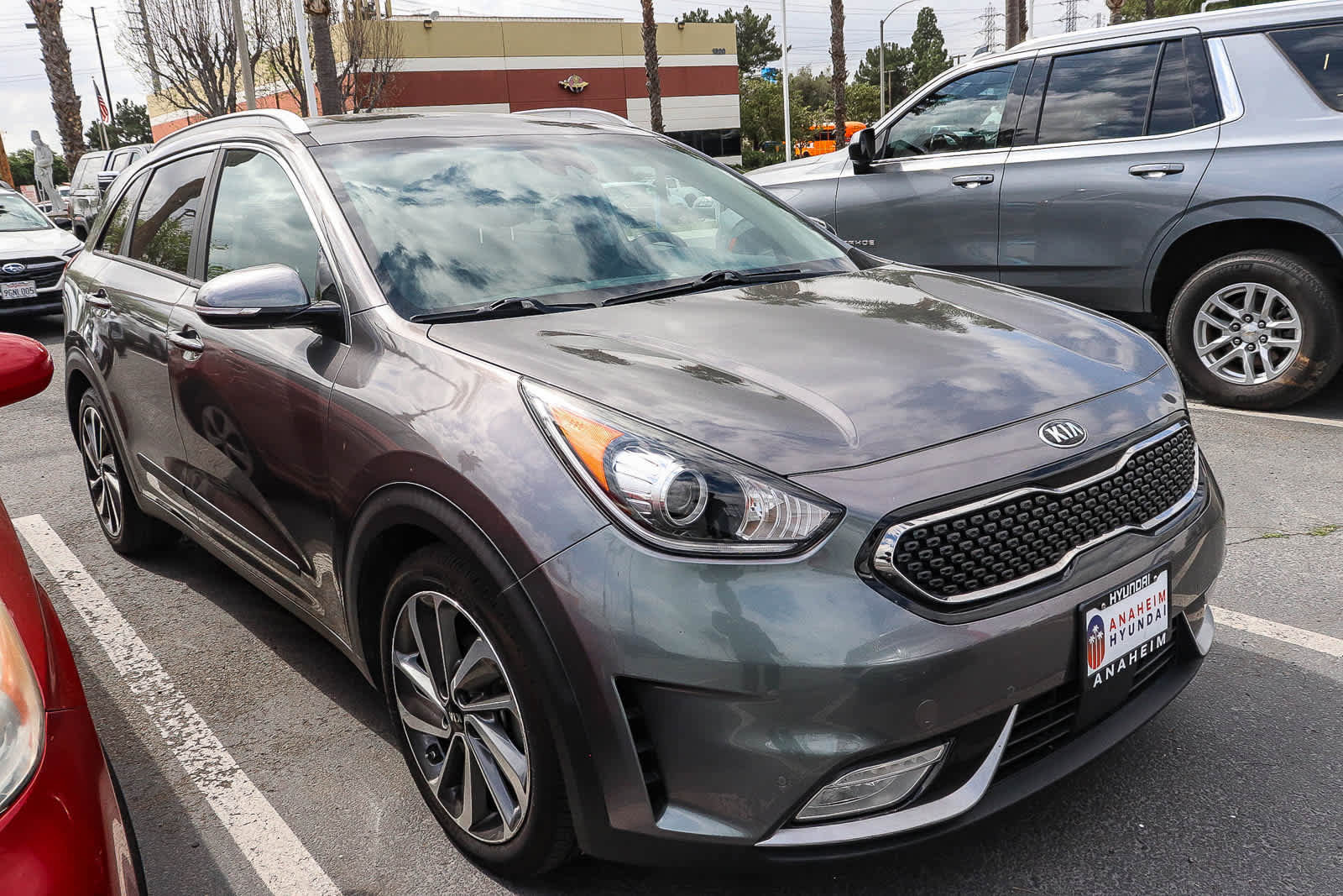 Used 2017 Kia Niro Touring w/ Advanced Technology Package image 5