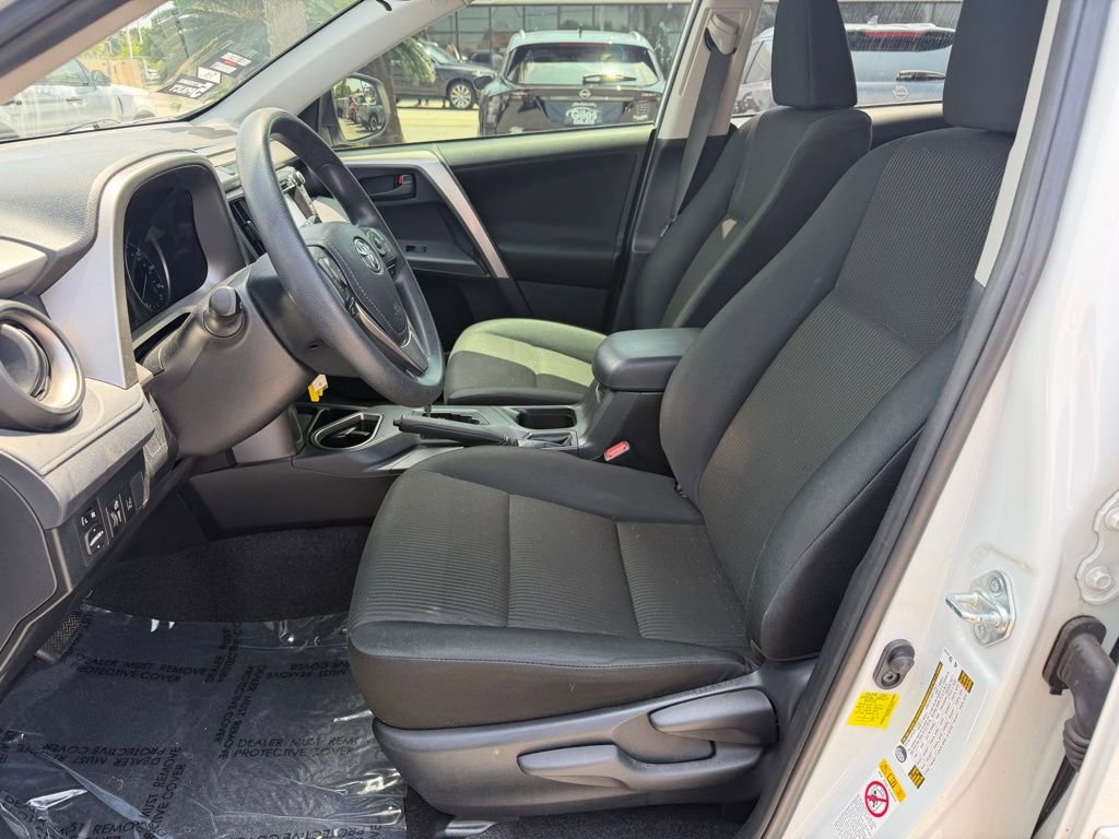 Used 2018 Toyota RAV4 LE w/ Carpet Mat Package FWD image 11