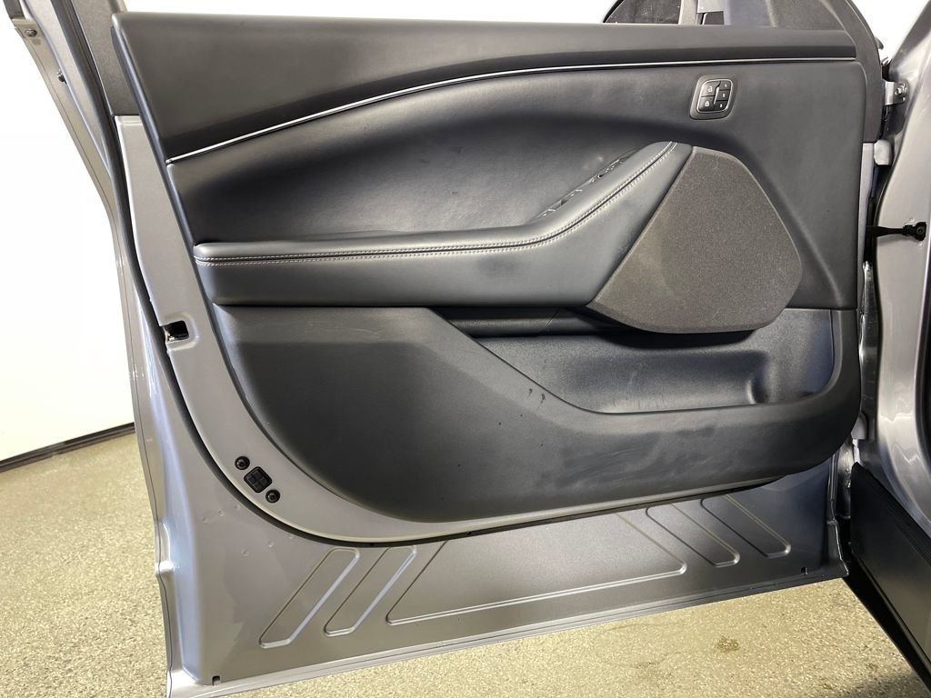 Used 2021 Ford Mustang Mach-E Select w/ Comfort/Technology Package image 19