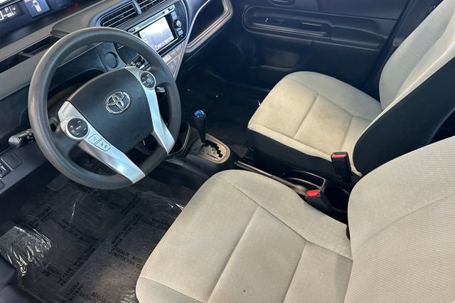 Used 2016 Toyota Prius C One FWD image 12