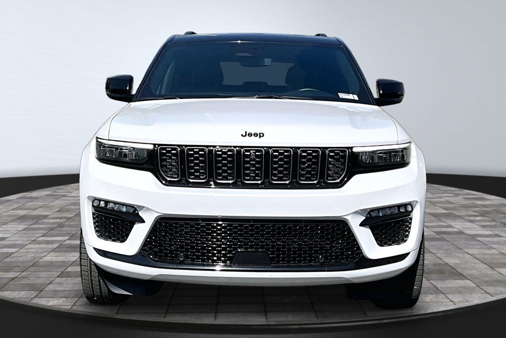 Used 2025 Jeep Grand Cherokee Summit w/ Obsidian Package AWD/4WD image 27