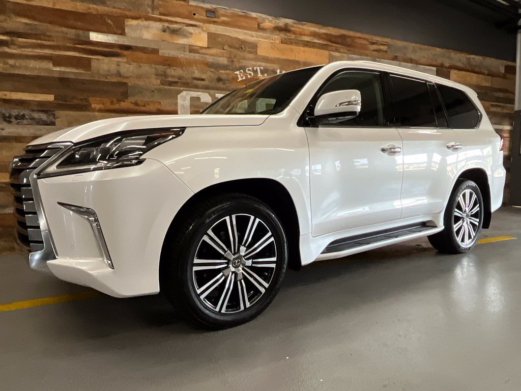 Used 2019 Lexus LX 570 4WD w/ Luxury Package image 13