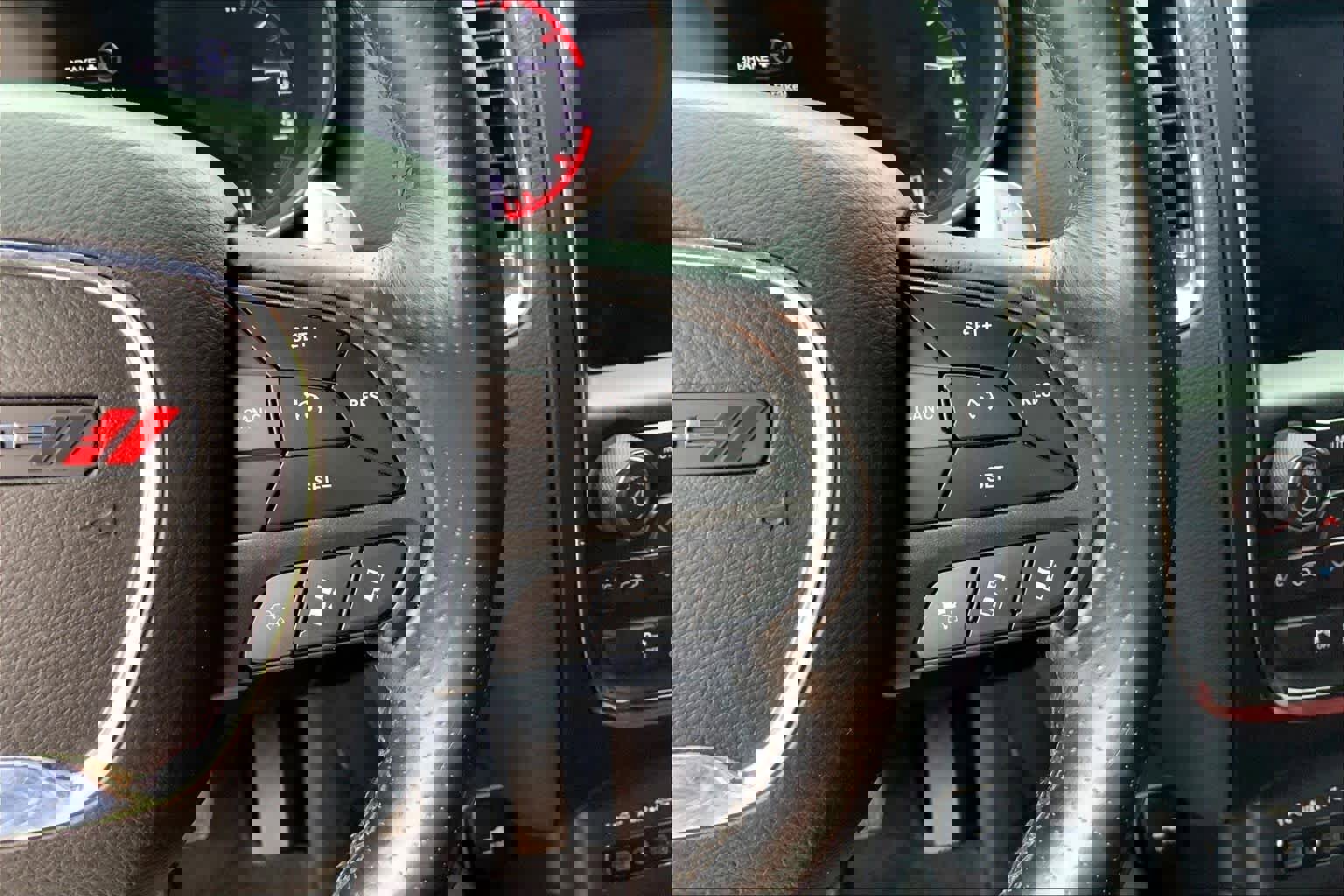 Used 2018 Dodge Durango R/T w/ Technology Group image 24