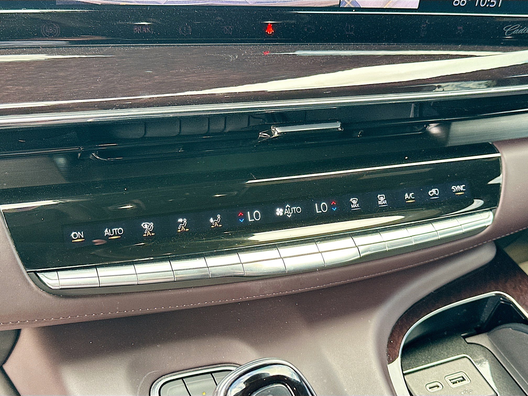 Used 2022 Cadillac Escalade ESV Sport Platinum w/ LPO, ONYX Package image 16