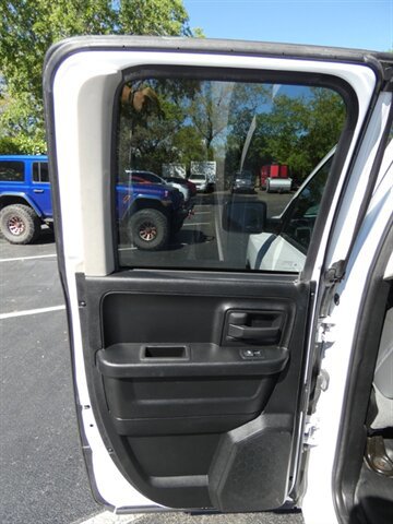 Used 2017 RAM 1500 Tradesman RWD image 43