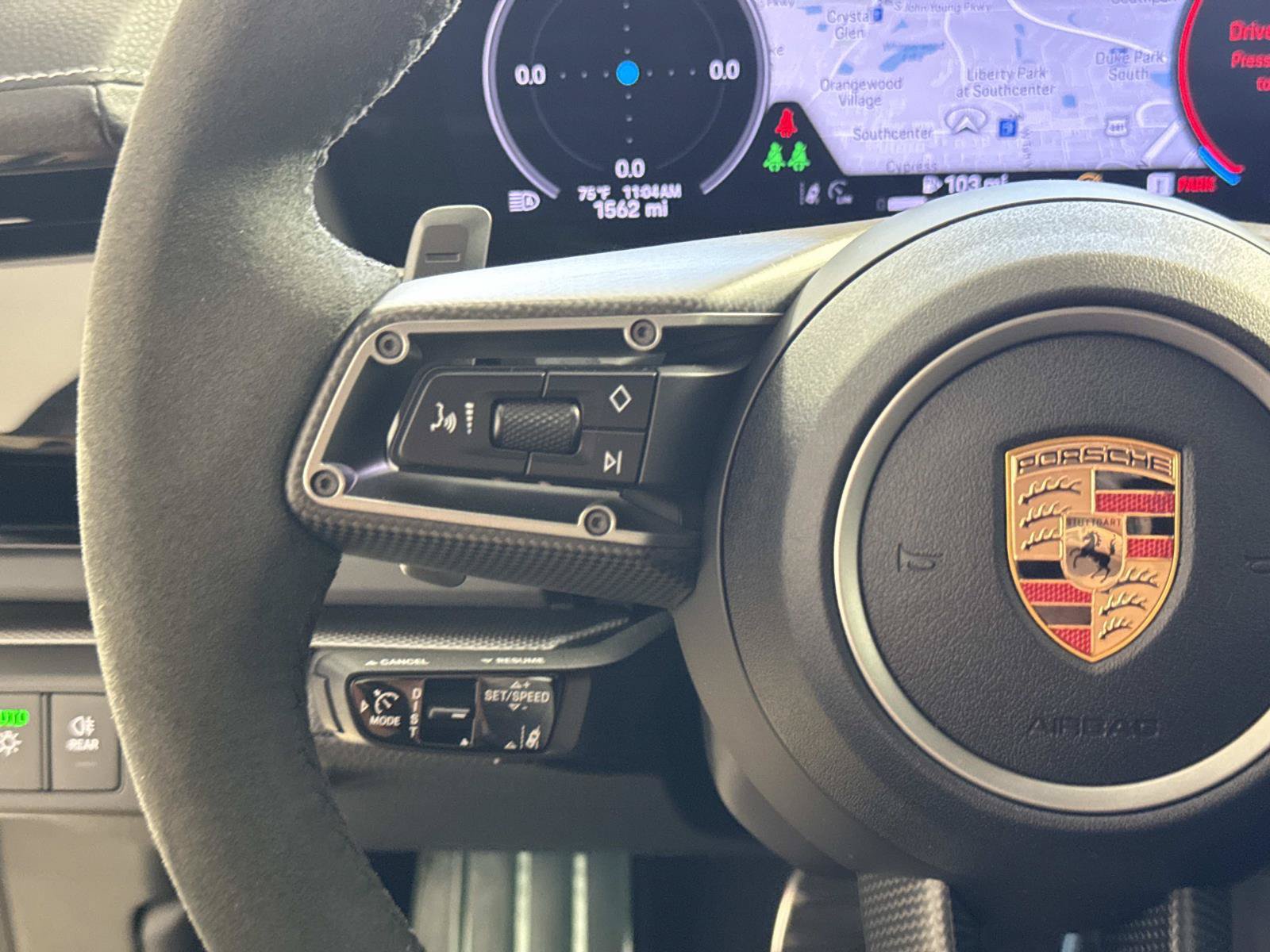 Used 2025 Porsche Panamera RWD image 29