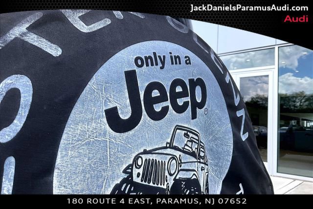 Used 2015 Jeep Wrangler Unlimited Sport w/ Quick Order Package 24S AWD/4WD image 23