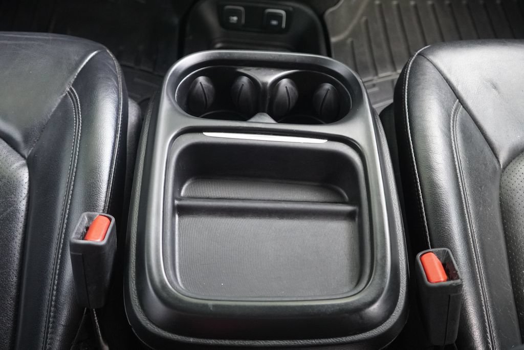 Used 2019 Chrysler Pacifica Touring-L w/ S Appearance Package FWD image 19