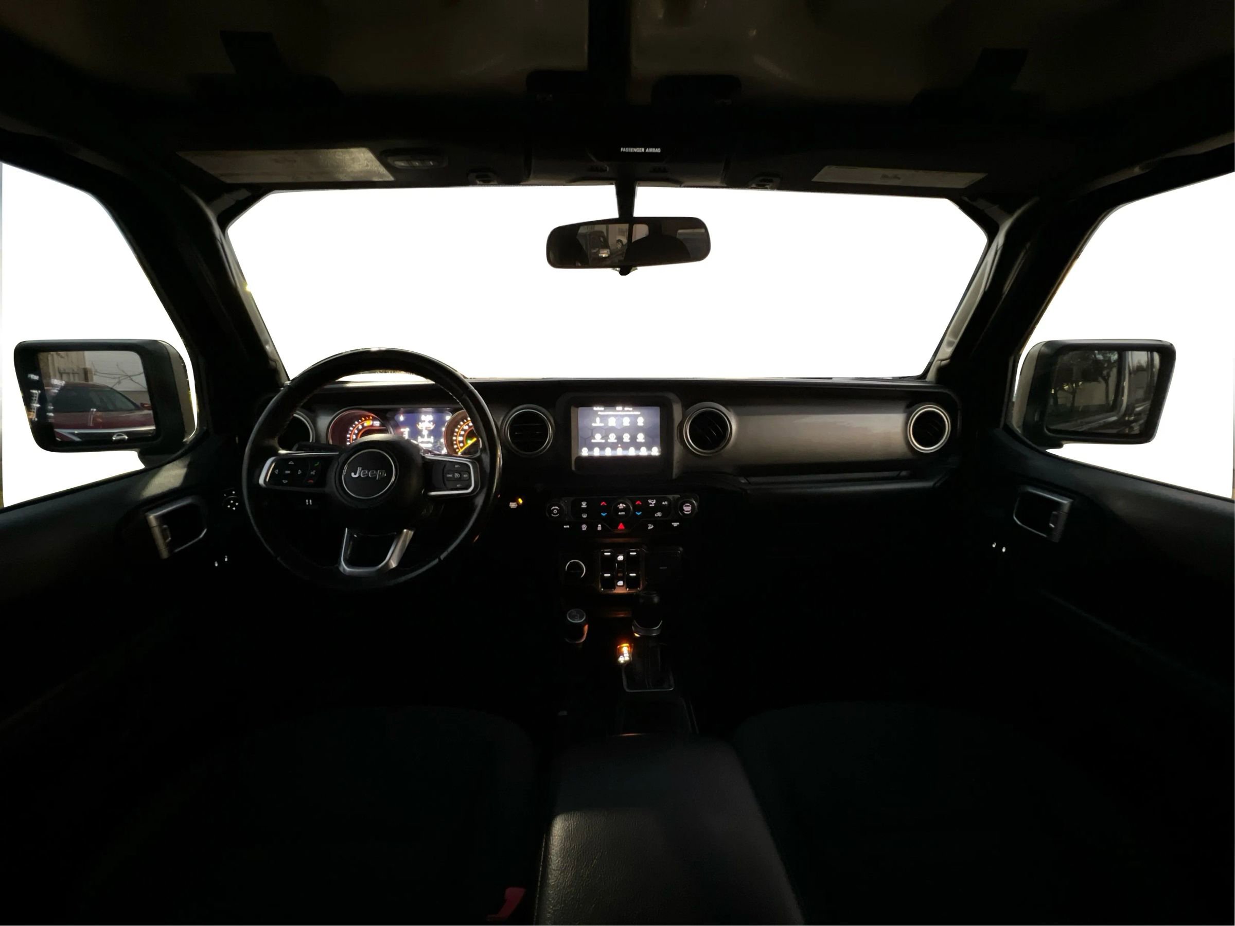 Used 2020 Jeep Wrangler Unlimited Sahara image 28