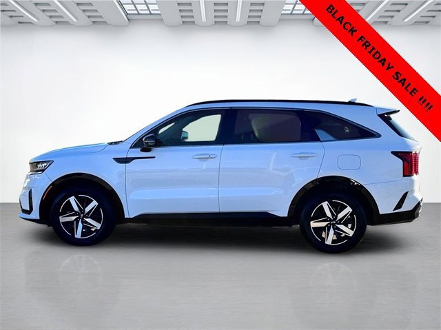 Used 2021 Kia Sorento S image 8