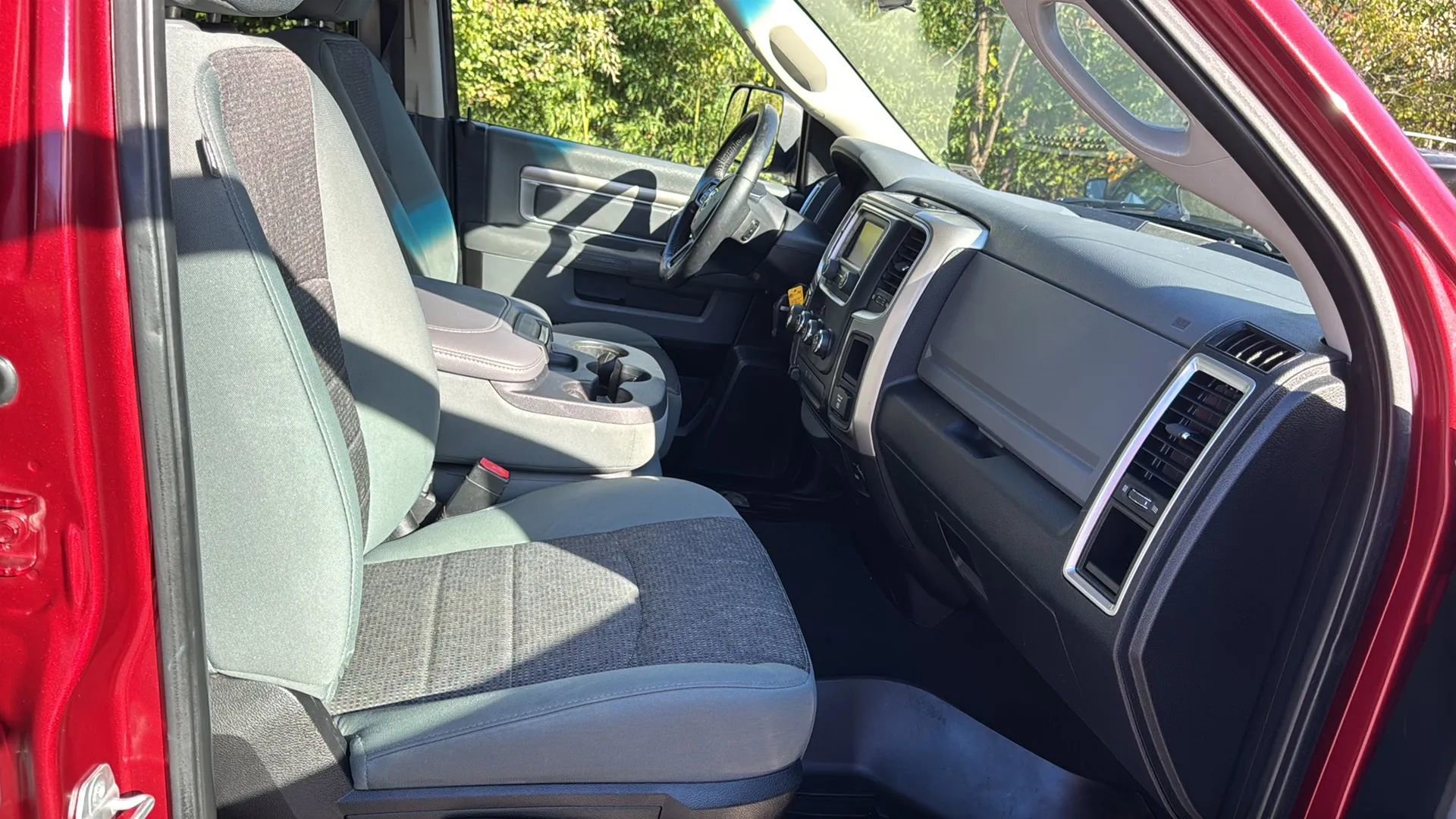 Used 2015 RAM 1500 Big Horn image 13